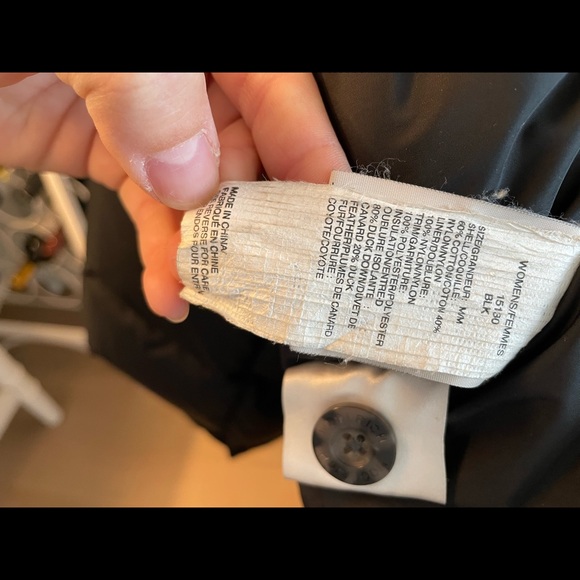 Women’s Black Woolrich Winter Jacket - Picture 6 of 7